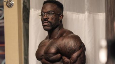 Terrence Ruffin Teaches the Mandatory Poses for Classic Physique